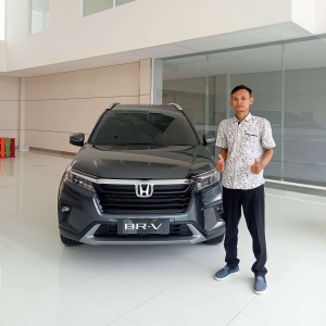 candra shema sales honda indramayu