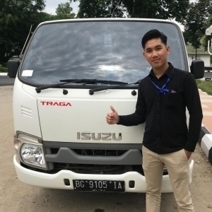 robby artawan sales isuzu palembang