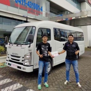 richo trisno s isuzu makassar